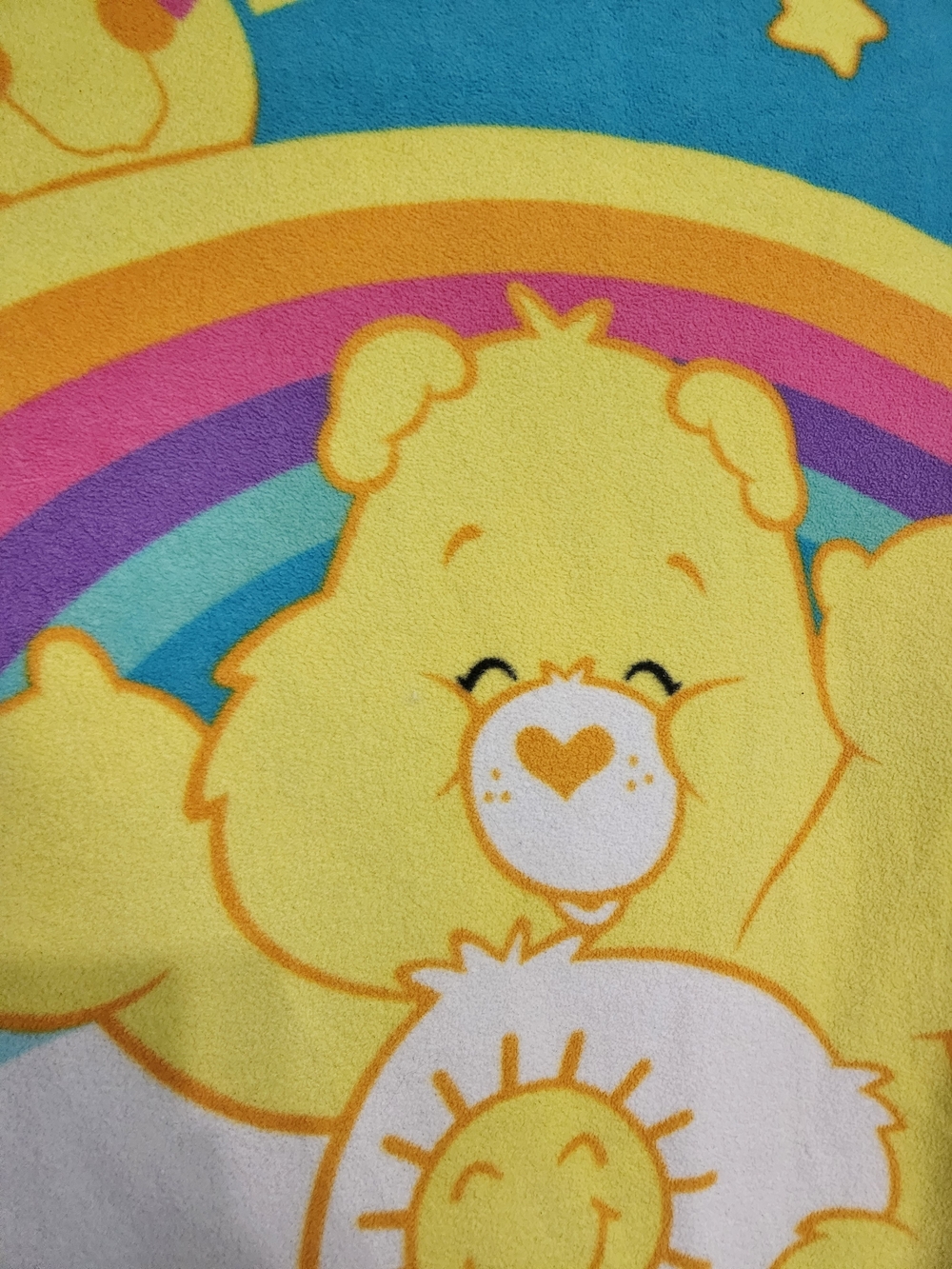 Vintage 2000 Care Bears FUNSHINE BEAR Fleece 45" x 60" Throw Blanket - Picture 4 of 4
